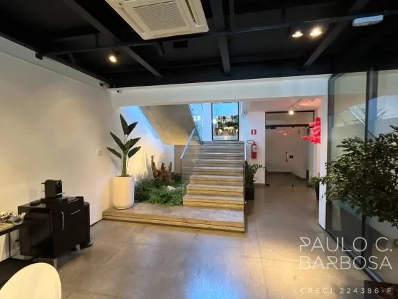 Imagem Vila Madalena Locação - Imóvel Comercial 250m² - 2 + 1 Vagas