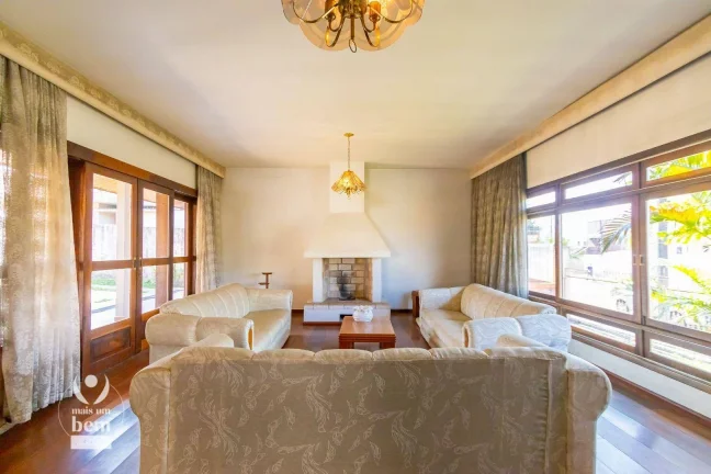 Imagem Casa Térrea averbada com 4 quartos à venda, 377 m² por R$ 1.690.000 - Capão da Imbuia - Curitiba/PR