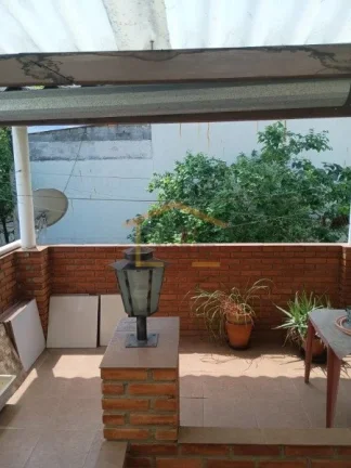Imagem Sobrado em vila fechada, 2 dormitórios, sendo 1 suíte, armários na cozinha e nos dormitórios, la...