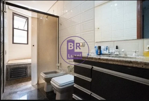 Imagem Excelente apartamento de alto padrão com vista deslumbrante para o lago igapó