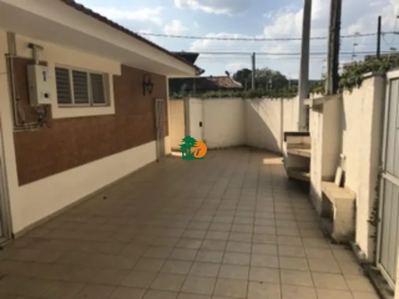 Imagem Casa para Venda em São Roque, Jardim Meny, 4 dormitórios, 1 suíte, 1 banheiro, 4 vagas