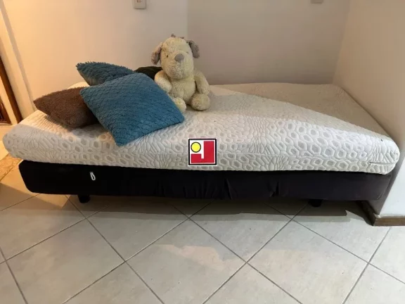 Imagem Vendo 1 suíte+depd, frontal mar, alto, vista maravilhosa, porteiro 24h, 2 vagas, ônibus, clube, piscina, sauna, churrasqueira, futebol, ginasio esport