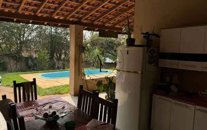 Imagem Chácara à Venda no Recanto dos Dourados – Tranquilidade e Natureza em Campinas!