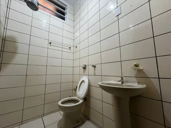 Imagem Casa tipo para venda em Prolongamento Jardim Doutor Antônio Petráglia com 3 quartos, sendo 1 suíte, 183m2