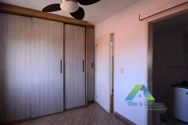 Imagem Apartamento com 3 dormitórios e 2 banheiros em Vila das Mercês/SP!