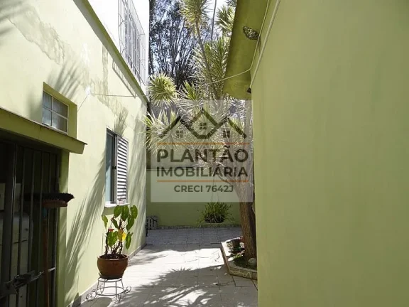Foto do imóvel: Casa a Venda no bairro Água Verde - Curitiba, PR