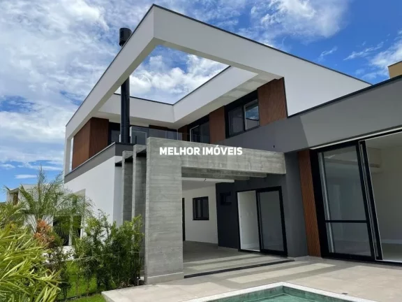 Imagem Casa Alto Padrão à venda localizada em condomínio fechado em Camboriú - SC