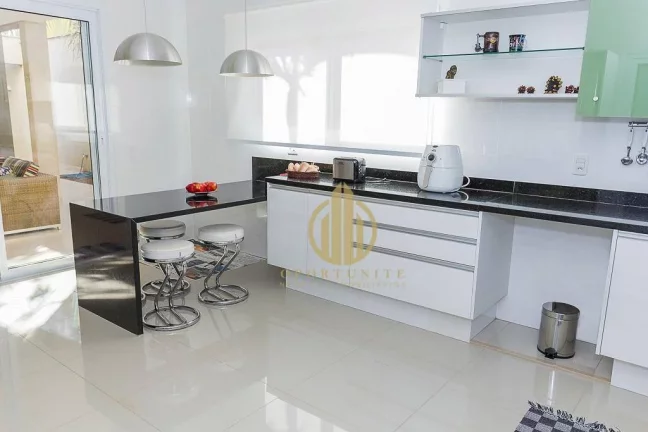 Imagem Casa Alto Padrão 4 dormitórios sendo 3 Suítes - Condomínio Acácias Village - Cravinhos