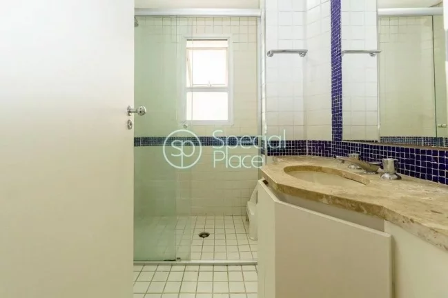Imagem Excelente apartamento com 209m² em Moema Pássaros, fora da rota! Amplo living para 03 ambientes co...
