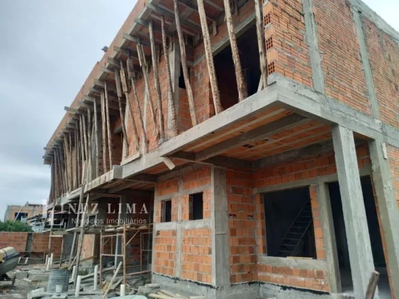 Imagem Sobrado Geminado para Venda em Porto Belo, pereque, 3 dormitórios, 1 suíte, 2 banheiros, 1 vaga