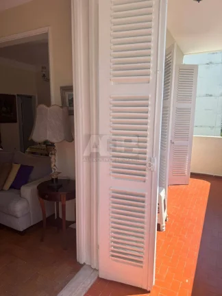 Imagem Apartamento mobiliado para alugar no Flamengo, 189m², 3Qtos, de frente.