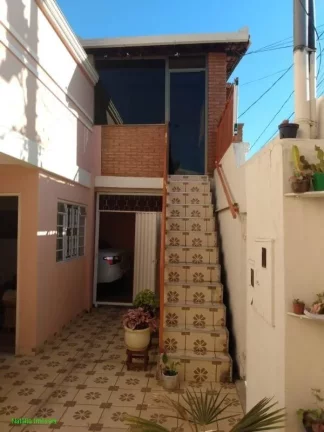Imagem CASA RESIDENCIAL PARA VENDAS, EM BETIM
*TERRENO COM 2 CASAS INDIVIDUAIS
*1º CASA CONSTITUIDA POR: 3...