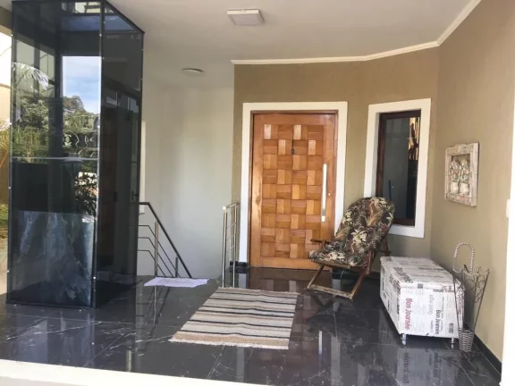 Imagem Sobrado com 3 dormitórios à venda, 290 m² por R$ 2.500.000,00 - Parque Residencial Itapeti - Mogi das Cruzes/SP