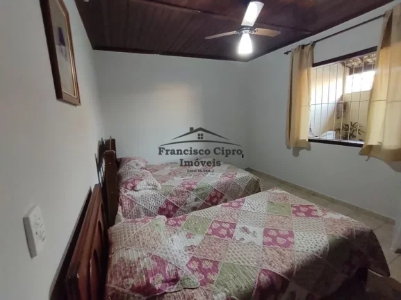 Imagem Casa à venda no bairro Vila dos Comerciarios - Guaratinguetá/SP