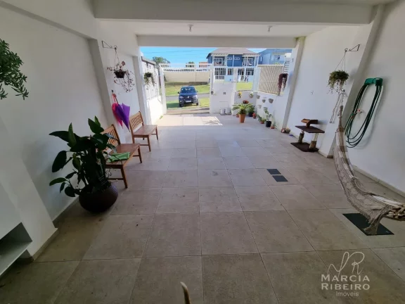 Imagem Casa Geminada no bairro Ingleses do Rio Vermelho com 3 dormitórios