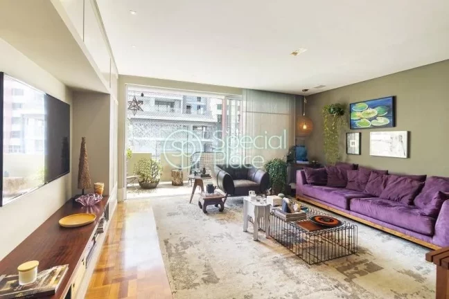 Imagem Excelente apartamento com 175m² no Jardim América. Amplo living para dois ambientes e varanda espa...