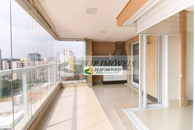 Imagem Lindo apartamento, alto padrão, com 213 m², 3 suítes e 4 vagas de garagem no Cambuí - Campinas - SP