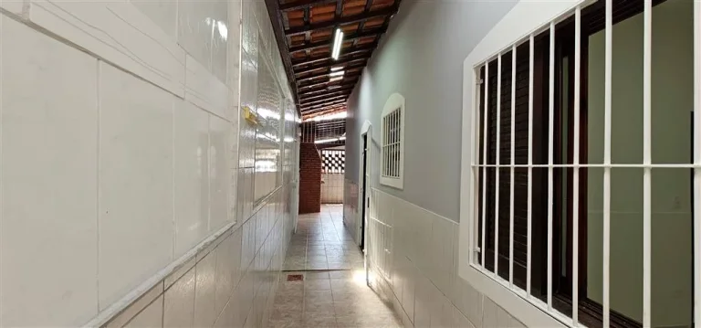 Imagem CASA COM 65.5 m² - BALNEARIO MARACANA - PRAIA GRANDE SP
