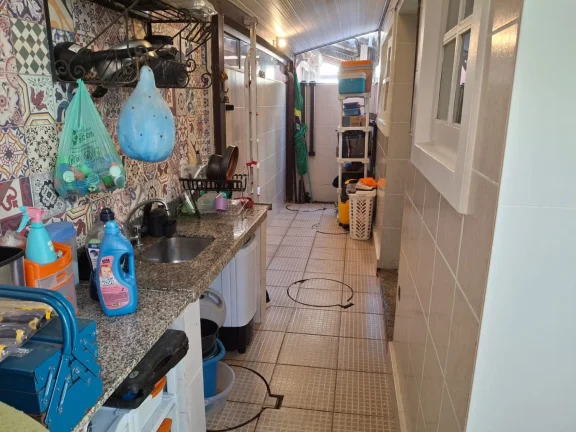 Imagem Casa em Condomínio para Venda em Rio de Janeiro, Vargem Pequena, 4 dormitórios, 2 suítes, 3 banheiros, 2 vagas