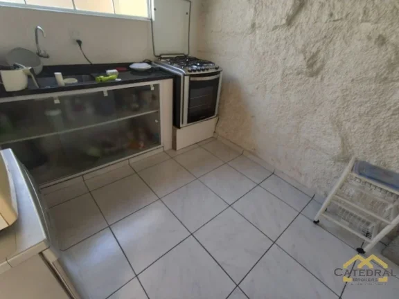 Imagem Casa com 2 quartos (1 Suíte) 4 vagas - Jardim Messina - Jundiaí/SP