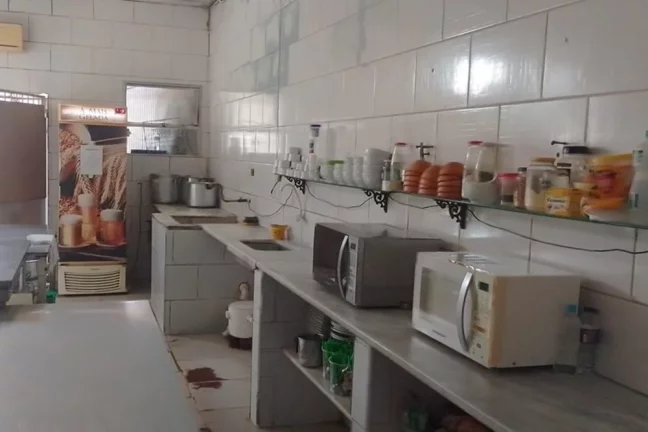 Imagem Loja com Ponto Comercial para venda em Pedra de Guaratiba