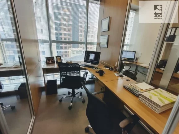 Imagem Sala Comercial a Venda no bairro Centro - Curitiba, PR