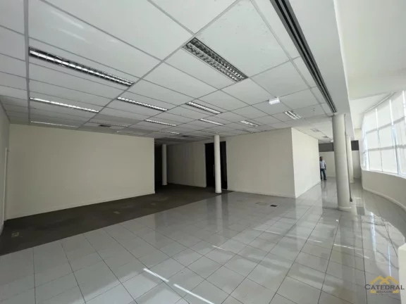 Imagem Ponto Comercial tipo Prédio para locação - Chácara Urbana - Jundiaí/SP
