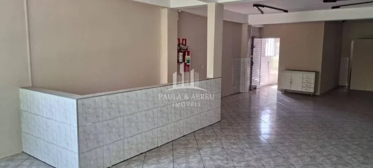 Imagem ALUGA Salão Comercial no 1° andar, com 80m², por 1.200 com tudo, 2 Banheiro, Fogão industrial, pia grande, na Avenida do Jardim Zaíra, Mauá-SP