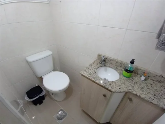 Imagem Sobrado Triplex na Vila Tupi em Praia Grande SP
