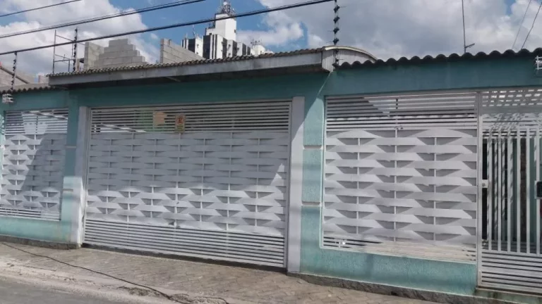 Imagem Casa com 2 dormitórios à venda, 152 m² por R$ 800.000,00 - Centro - Suzano/SP