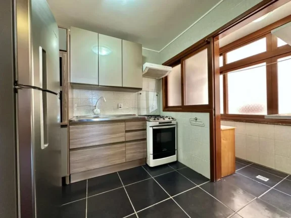 Imagem Apartamento 2Dórmitórios dependência - Bairro Zona Nova