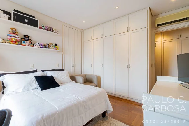 Imagem Santa Cecília Venda - 3 Suítes - 3 Vagas - 303m²