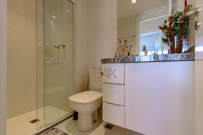 Imagem Apartamento com dois dormitórios e varanda a venda na Chácara Santo Antônio.