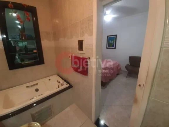 Imagem Casa com 2 dormitórios à venda, 300,00 m² - Jardim Olinda - Cabo Frio/RJ