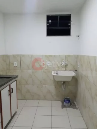 Imagem Prédio com Loja e Apartamento com 2 dormitórios à venda, 1 m² por R$ 1.300.000 - São Cristóvão - Cabo Frio/RJ