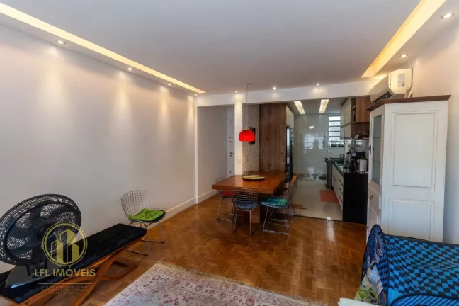 Imagem Apartamento totalmente reformado no Itaim Bibi – 107 m², com 3 dormitórios e 1 vaga.