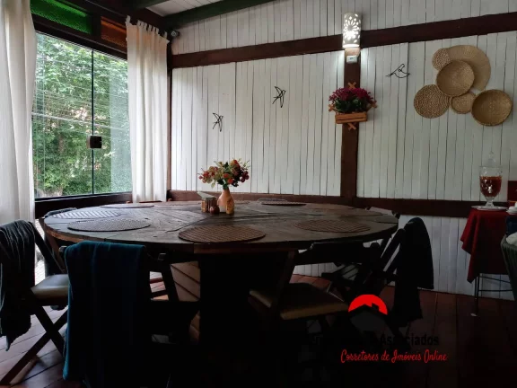 Imagem Oportunidade de Restaurante Montado com Hospedagem, em Campos do Jordão SP.
