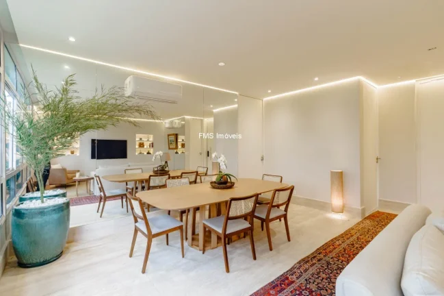 Imagem Apartamento alto padrão com 2 suítes no Itaim Bibi