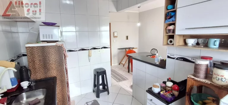 Imagem Apartamento à venda na Vila Assunção, Praia Grande-SP: 1 quarto, 1 sala, 1 banheiro, 1 vaga, 42m² de área!