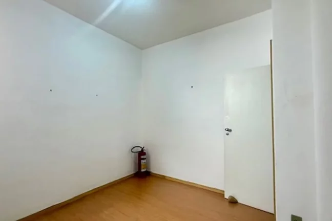 Imagem Sala comercial 35m² REFORMADA a venda Posto 5 de Copacabana