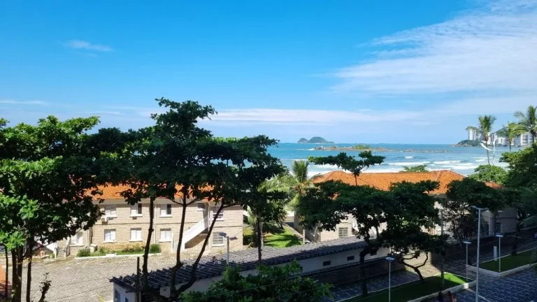 Imagem Apartamento com 3 dormitórios à venda, 140 m² - Pitangueiras - Guarujá/SP
