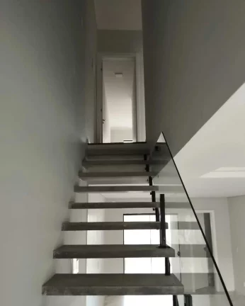 Imagem Geminado com 3 dormitórios sendo 1 suíte e 2 vagas - Aventureiro | Joinville/SC