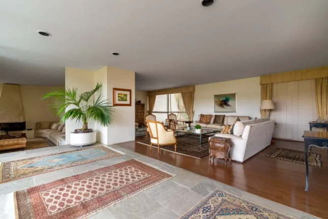 Imagem Alugar casa com 4 quartos em Pacaembu São Paulo SP, house for rent in São Paulo Brazil