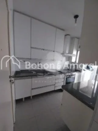 Imagem Amplo living para 2 ambientes com piso laminado, 2 dormitórios ricos em armários, sendo 1 suíte, ...