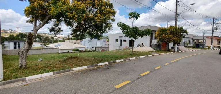 Imagem Terreno à venda, Limpo com leve declive, condômino Vila Real - Vargem Grande Paulista/SP