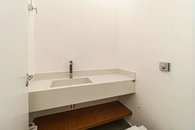Imagem Casa de condomínio à venda em Itu, Jardim Villas do Golf, com 4 quartos, 331m2
