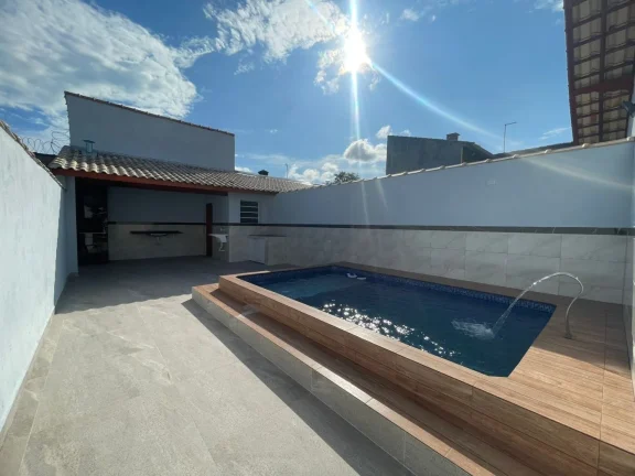 Imagem Casa para Venda em Mongaguá, Balneário Itaguai, 2 dormitórios, 1 suíte, 2 banheiros, 2 vagas