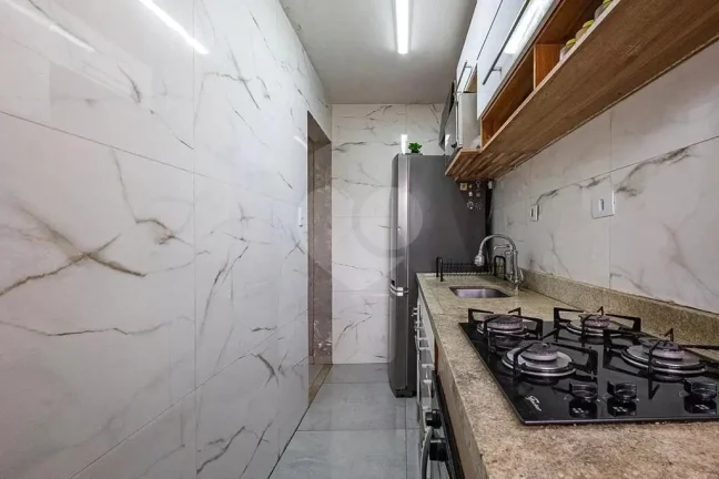 Imagem Apartamento à venda com 2 quartos no condomínio Julios, São Paulo - SP