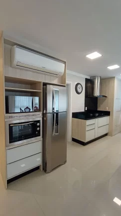 Imagem Apartamento à venda, com 3 quartos, 130m²