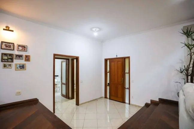 Imagem Cond Granja Viana II (Glebas IV/V) 4 sts. Rústico iluminado e espaçoso!